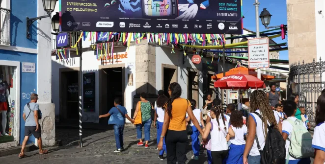 Flipelô celebra 10 anos no Pelourinho com programação gratuita e homenagem a Myriam Fraga