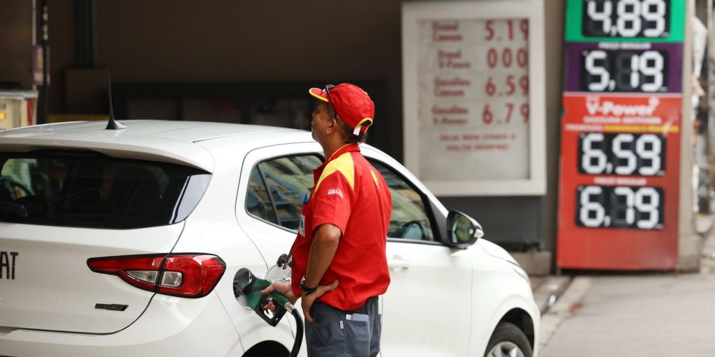 Aumento do etanol na gasolina para 32% gera disputa entre MPF e setor sucroenergético