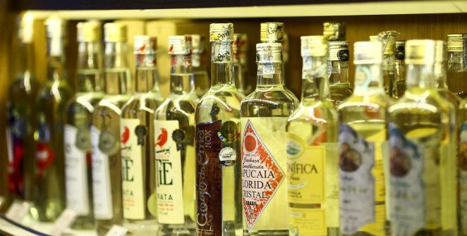 Cadeia produtiva da cachaça registra maior alta de estabelecimentos desde 2018