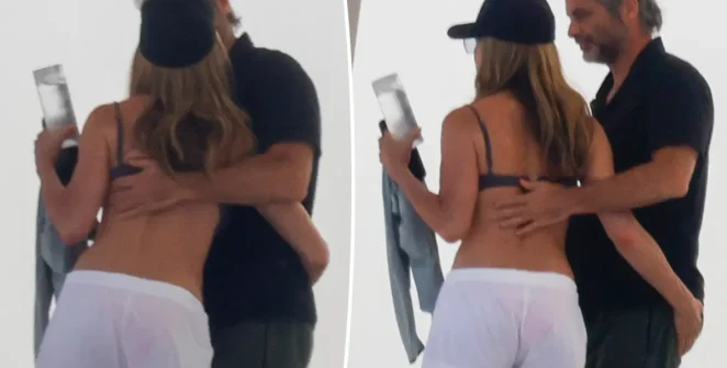 Jennifer Aniston e Jim Curtis trocam carícias em iate na costa da Espanha