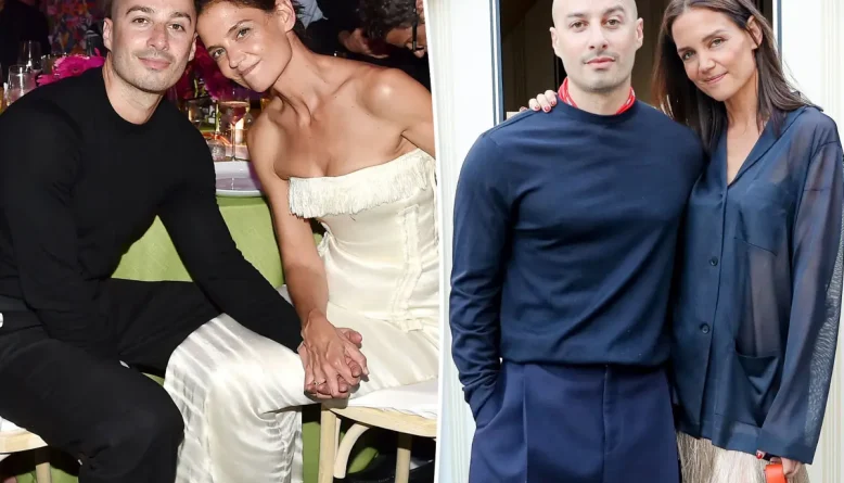 Katie Holmes e Jason Bard Yarmosky oficializam romance nas redes sociais após um mês de namoro