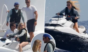 Sydney Sweeney e Scooter Braun são flagrados em iate de bilionário em Mallorca