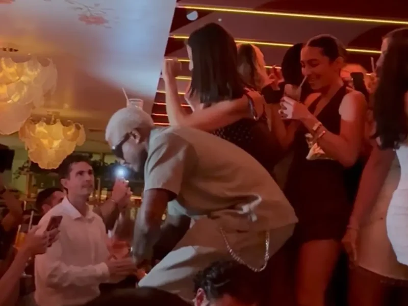 Elenco de Summer House transforma banquete em pista de dança em casa noturna de Southampton e atrai multidão de mulheres