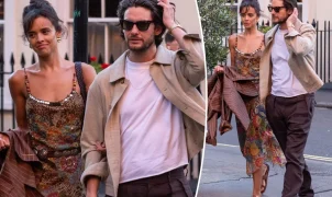 Ben Barnes e Aubrey Cleland ficam noivos após quase dois anos de namoro discreto