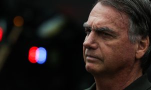 Bolsonaro pede ao STF autorização para sair da prisão domiciliar e ir a consulta com a nora, dentista