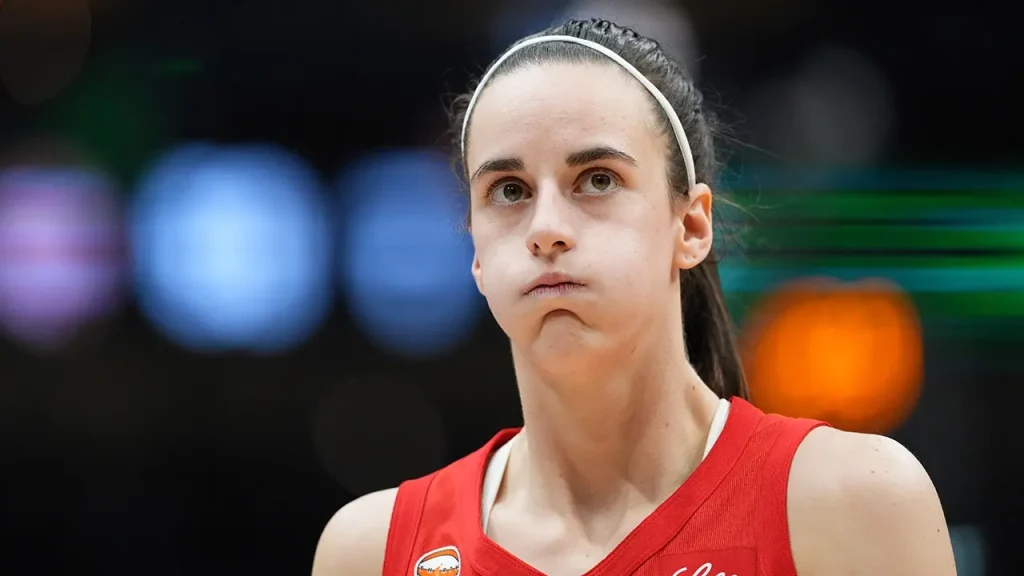 WNBA enfrenta onda de polêmicas após falta violenta e postagem de privilégio branco