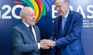 Lula e Erdogan acertam criação de conselho estratégico e ampliação de parceria na indústria de defesa