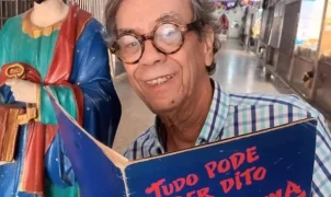 Amigos se despedem do poeta Luis Turiba em Brasília neste sábado