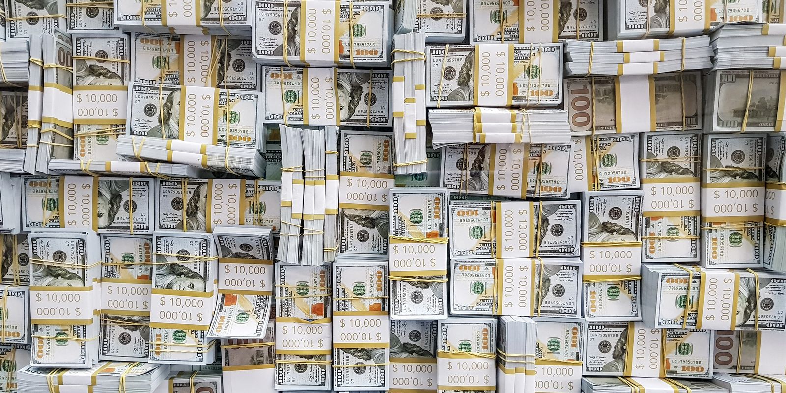 Dólar sobe a R$ 5,19 com aversão a risco e Ibovespa cai 0,99%