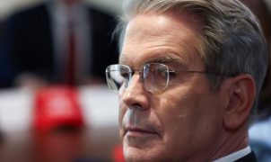 Irã endurece tom e promete responder a novas sanções dos EUA