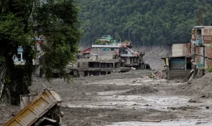 Itamaraty lamenta mortes em deslizamentos no Nepal e no Tibete e diz não haver brasileiros entre vítimas
