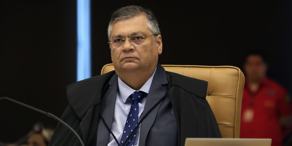 Dino autoriza novo inquérito contra Lulinha e apura vazamento de informações sigilosas