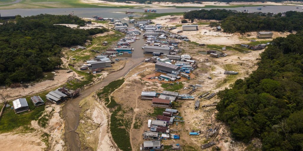 Seca avança do Brasil à Europa e pauta debates da COP17 na Mongólia
