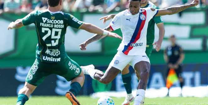 Chapecoense e Bahia empatam em 3 a 3 na Arena Condá; Verdão segue na lanterna