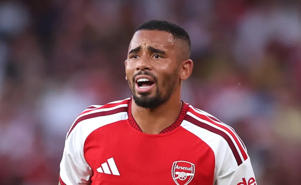 Barcelona fecha com Gabriel Jesus após negativa do Atlético de Madrid por Julián Álvarez