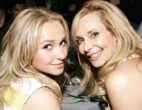 Mãe de Hayden Panettiere critica ex-namorado da atriz em primeira declaração após sua morte
