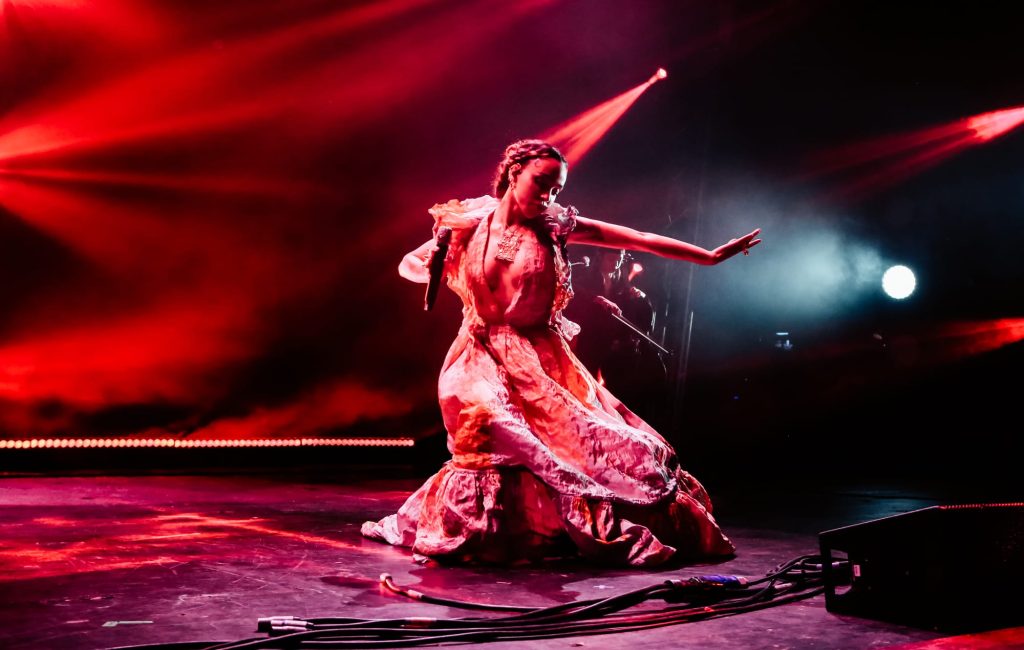 FKA Twigs vence primeira etapa de disputa judicial por marca com banda The Twigs