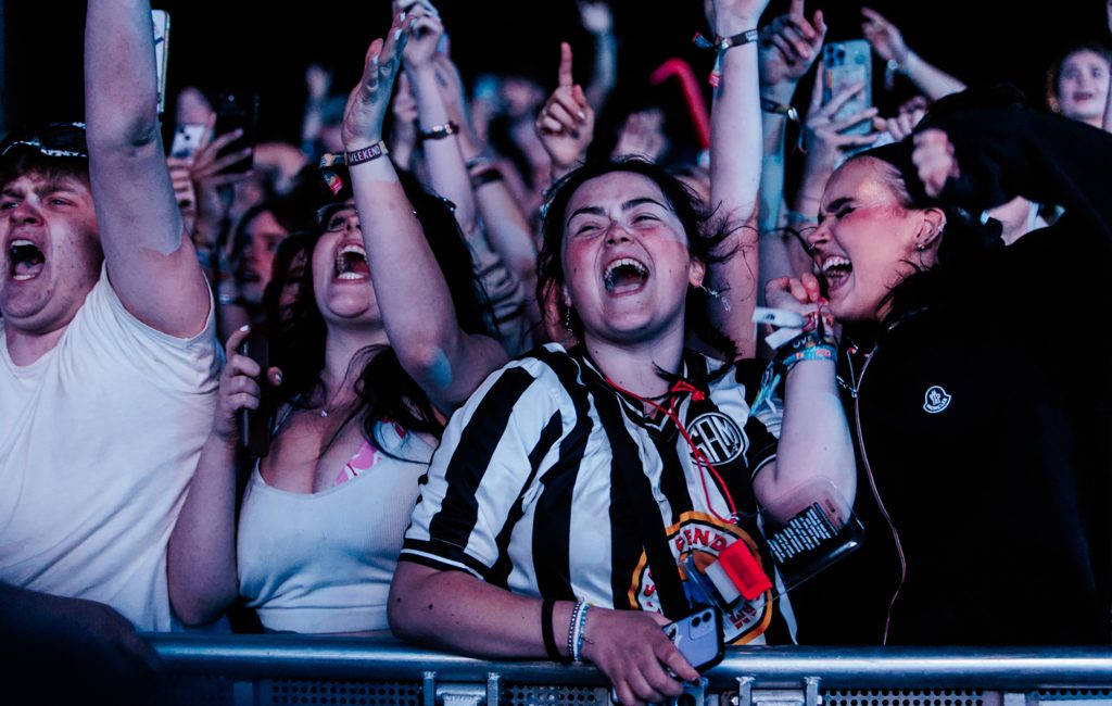 Reading Festival enfrenta críticas de moradores ao pedir extensão de licença para shows na quinta-feira