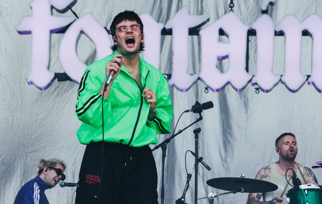 Fontaines D.C. revelam título do quinto álbum, Dopamine Chamber, em teaser enigmático