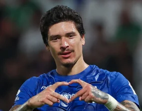 Al Hilal empresta Darwin Núñez ao Al Diriyah; Benzema nega saída para o futebol europeu