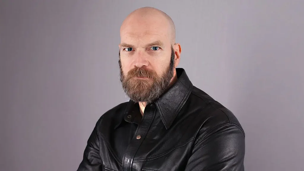 Ator de X-Men diz que esposa salvou sua vida após diagnóstico de câncer de mama