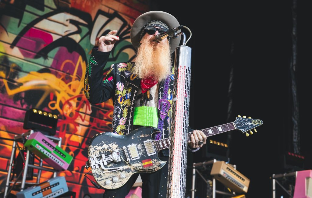ZZ Top volta aos palcos em primeiro show após morte de Frank Beard