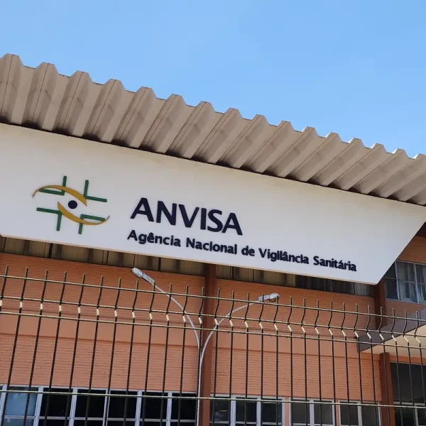 Cosméticos sem registro têm fabricação e venda proibidas pela Anvisa
