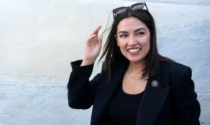 Alexandria Ocasio-Cortez rejoins DSA ahead of 2028 presidential run