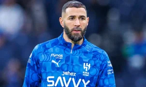 Benzema encerra especulações e afirma que permanecerá no Al Hilal