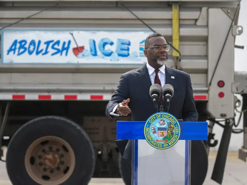DHS blasts Mayor Brandon Johnson over order targeting ICE contractors