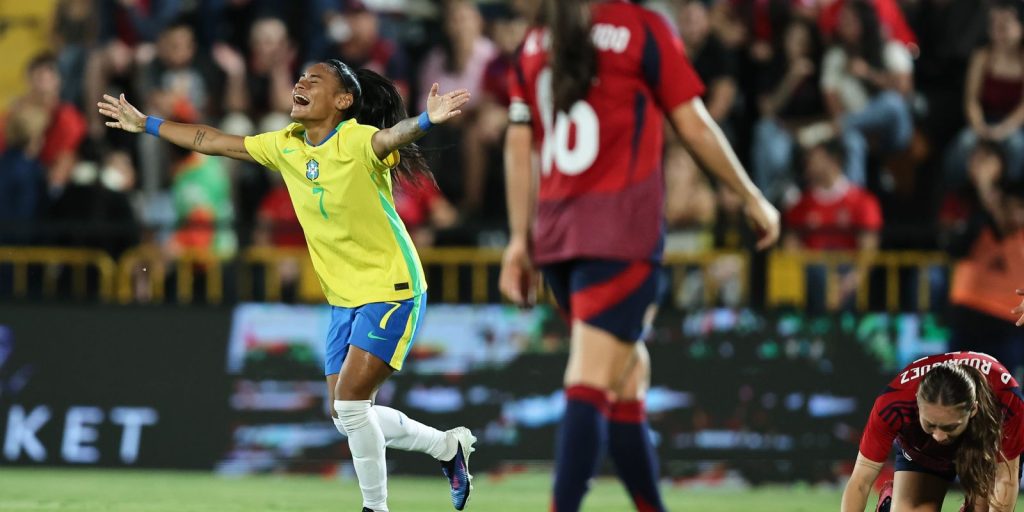 Câmara aprova projeto que estabelece diretrizes para o futebol feminino e reconhece o esporte como patrimônio cultural