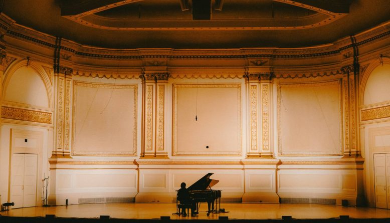 Filme de Paul Thomas Anderson sobre show de Cameron Winter no Carnegie Hall ganha data de estreia