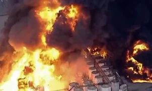 Incêndio de grandes proporções em fábrica de produtos químicos é controlado após 33 horas em Itaquaquecetuba