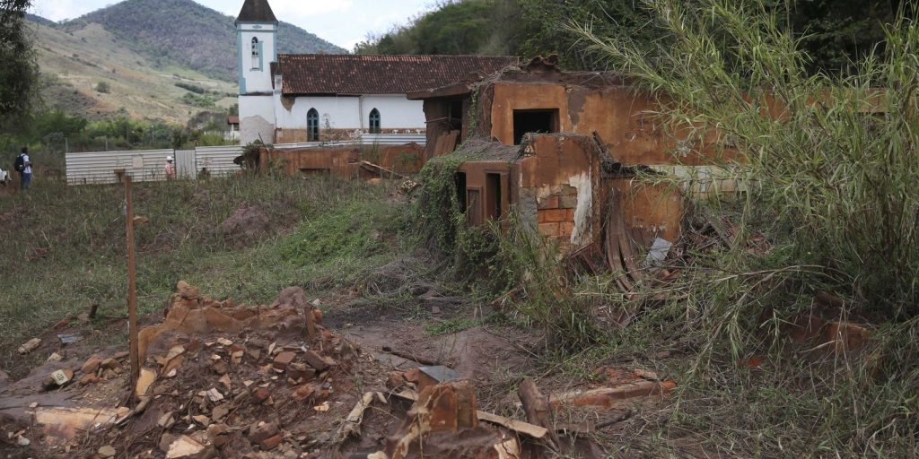Mais 19 municípios aderem ao acordo de reparação do desastre de Mariana; total chega a 45
