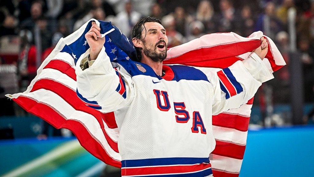 Hellebuyck confirma pedido de troca e admite que deixar os Jets é o melhor caminho