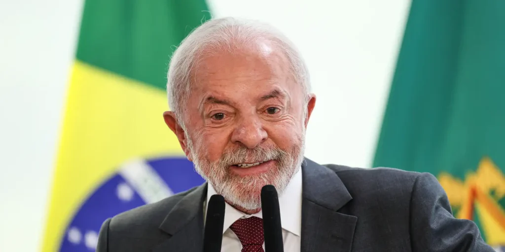 Lula condiciona aval a embaixador dos EUA no Brasil após eleições e critica interferência
