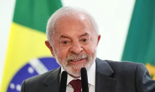 Lula condiciona aval a embaixador dos EUA no Brasil após eleições e critica interferência