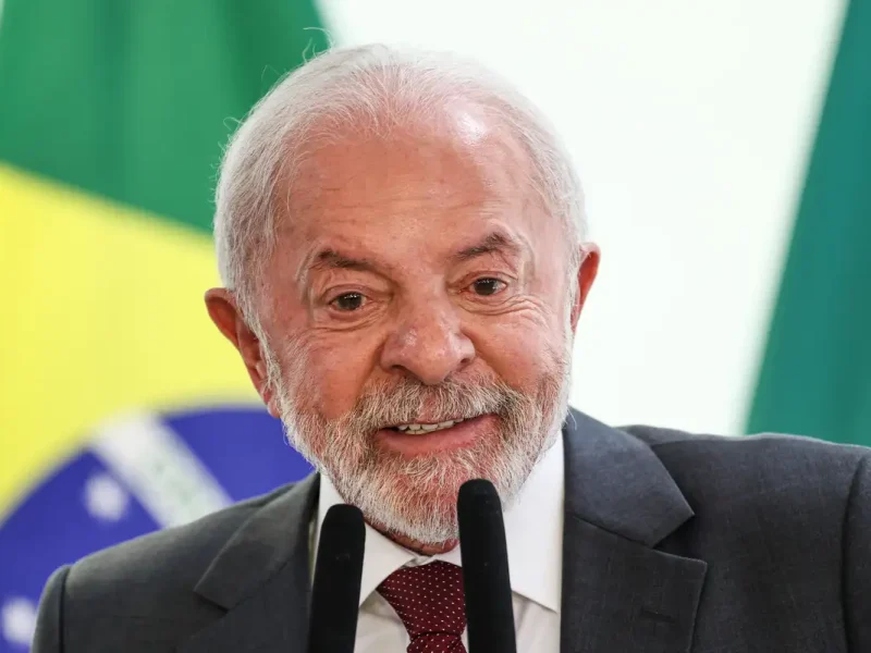 Lula condiciona aval a embaixador dos EUA no Brasil após eleições e critica interferência