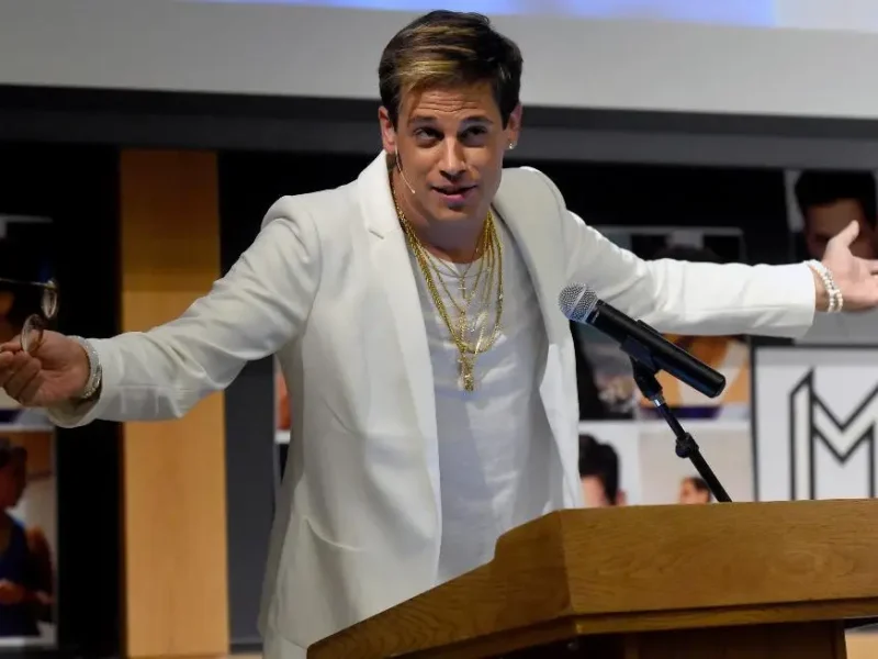 Milo Yiannopoulos deported to UK by ICE after overstaying US visa