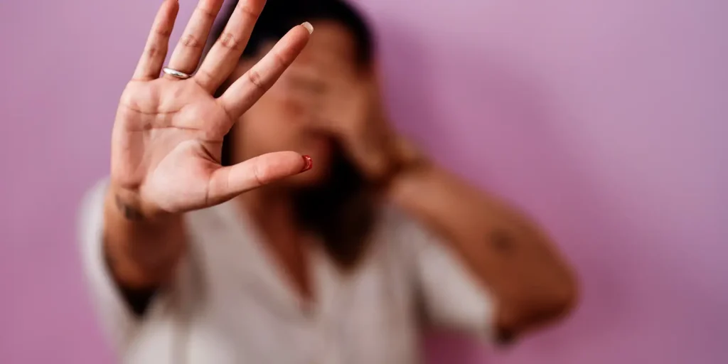 Rio de Janeiro amplia acesso a denúncias de violência doméstica com delegacia digital