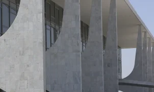 Brasil abre processo formal para avaliar resposta a tarifas dos EUA