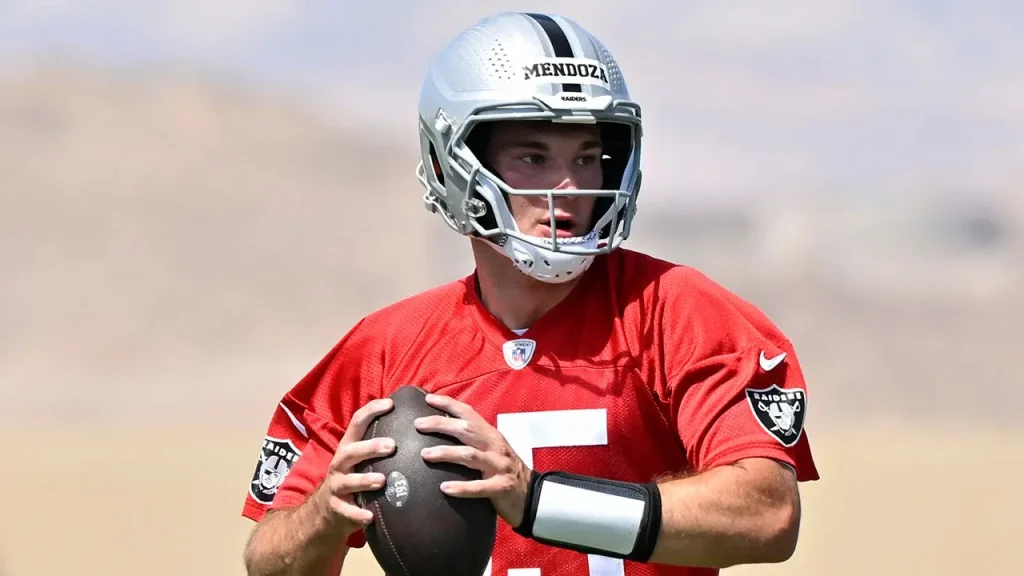 Mendoza faz estreia na pré-temporada dos Raiders contra Cardinals; Cousins começa como titular