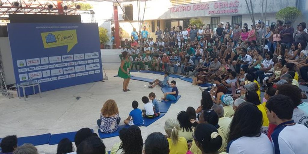 Flipelô celebra 10 anos com homenagem a Myriam Fraga e Calasans Neto no Pelourinho