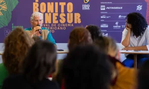 Acervo do Vídeo nas Aldeias, com mais de 4 mil horas de registros, está ameaçado, alerta Vincent Carelli