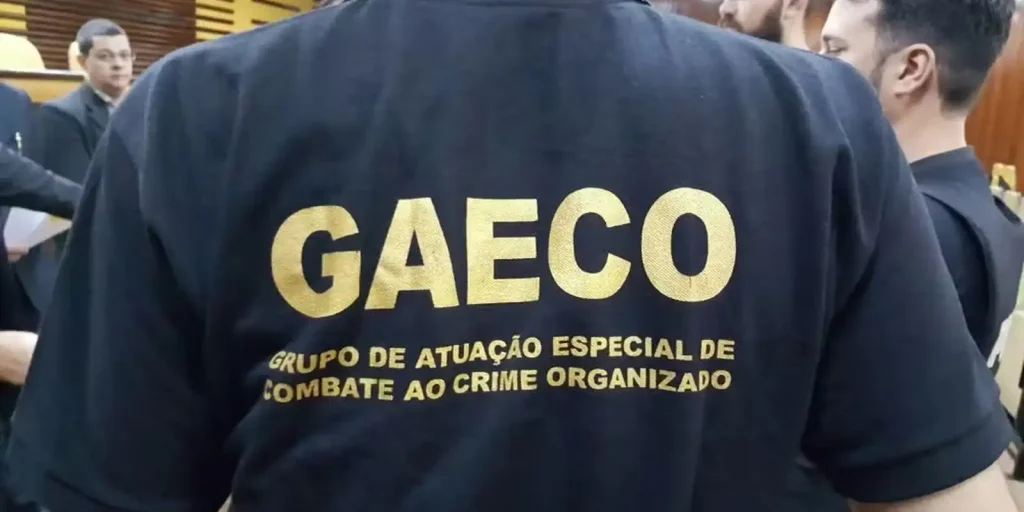 MP do Rio denuncia 20 por ligação com milícia e facção; dois PMs são presos