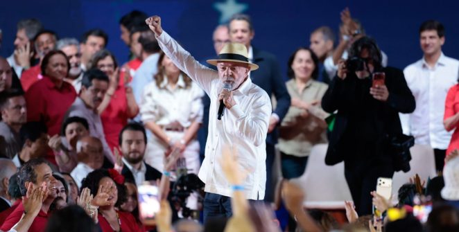 PT oficializa chapa Lula-Alckmin e lança candidatura à reeleição em convenção em São Paulo