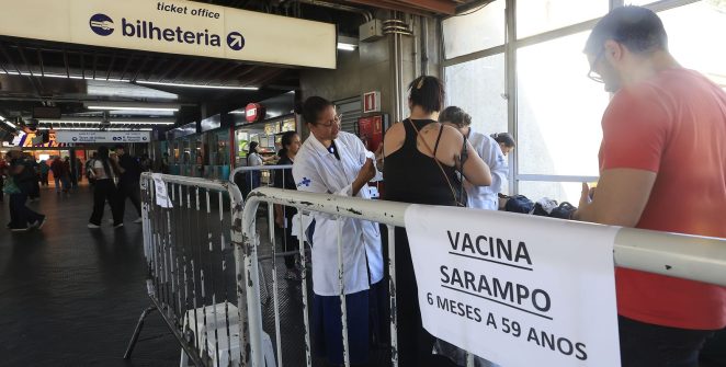 Ministério da Saúde alerta para vacinação contra sarampo em meio a casos em São Paulo