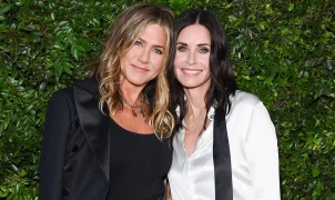 Jennifer Aniston and Courteney Cox vacation in Mallorca