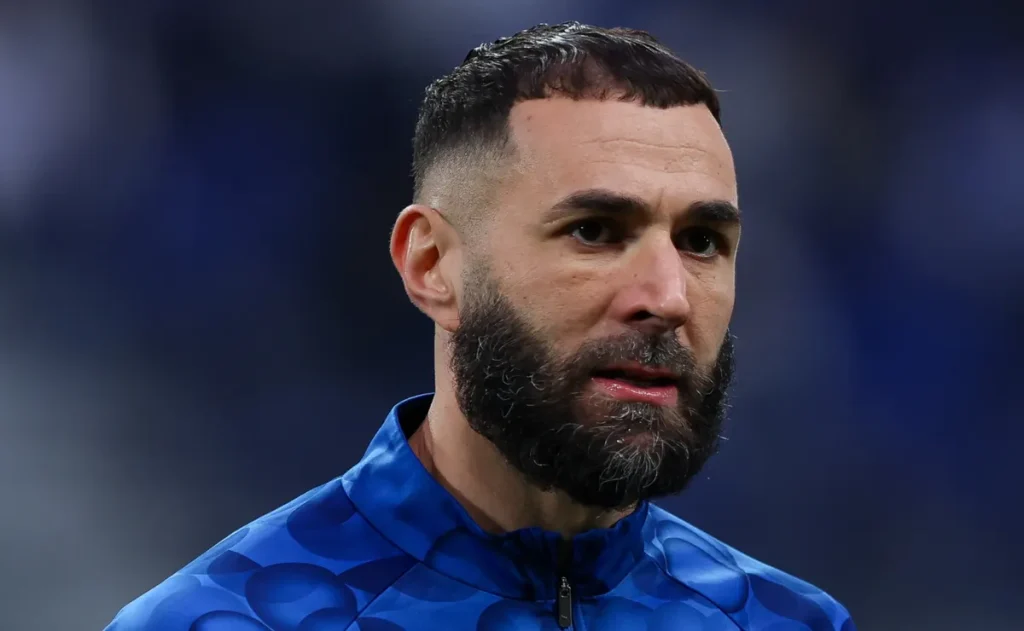 Futuro de Benzema no Al Hilal segue indefinido após recusa a papel reduzido