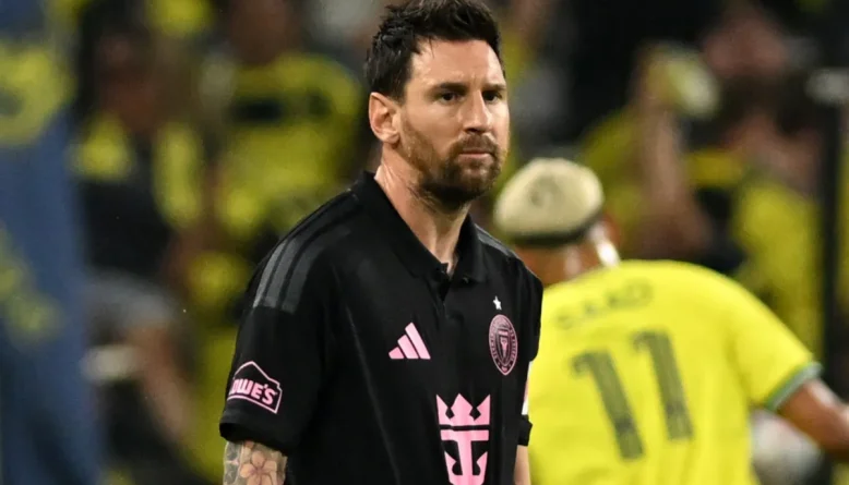 Messi iguala pior sequência de pênaltis perdidos da carreira após falha contra o Nashville